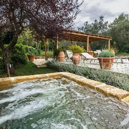 بيت ضيافة Daria - Deb's مونتيتشيلو