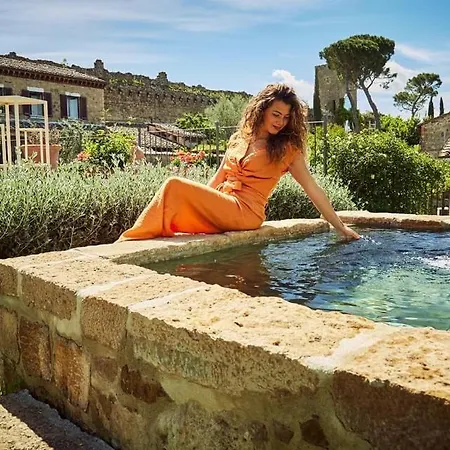 بيت ضيافة Daria - Deb's 4*