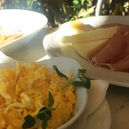 Daria - Deb's Konukevi Monticchiello