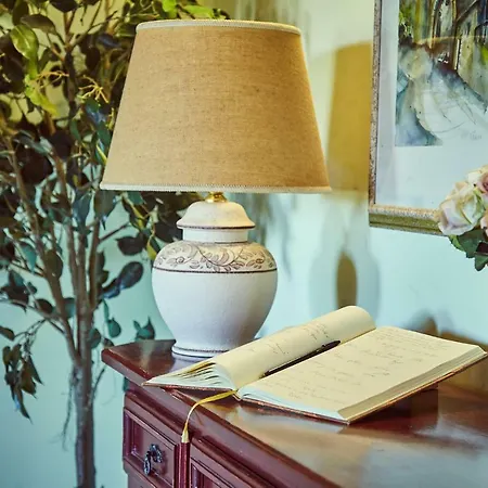 Daria - Deb's Konukevi